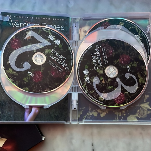 The Vampire Diaries Second Season Dvd - Picture 4 of 6